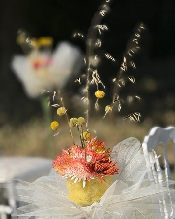 Décoration florale de mariage avec fleurs exotiques Décoration florale de mariage avec fleurs exotiques
