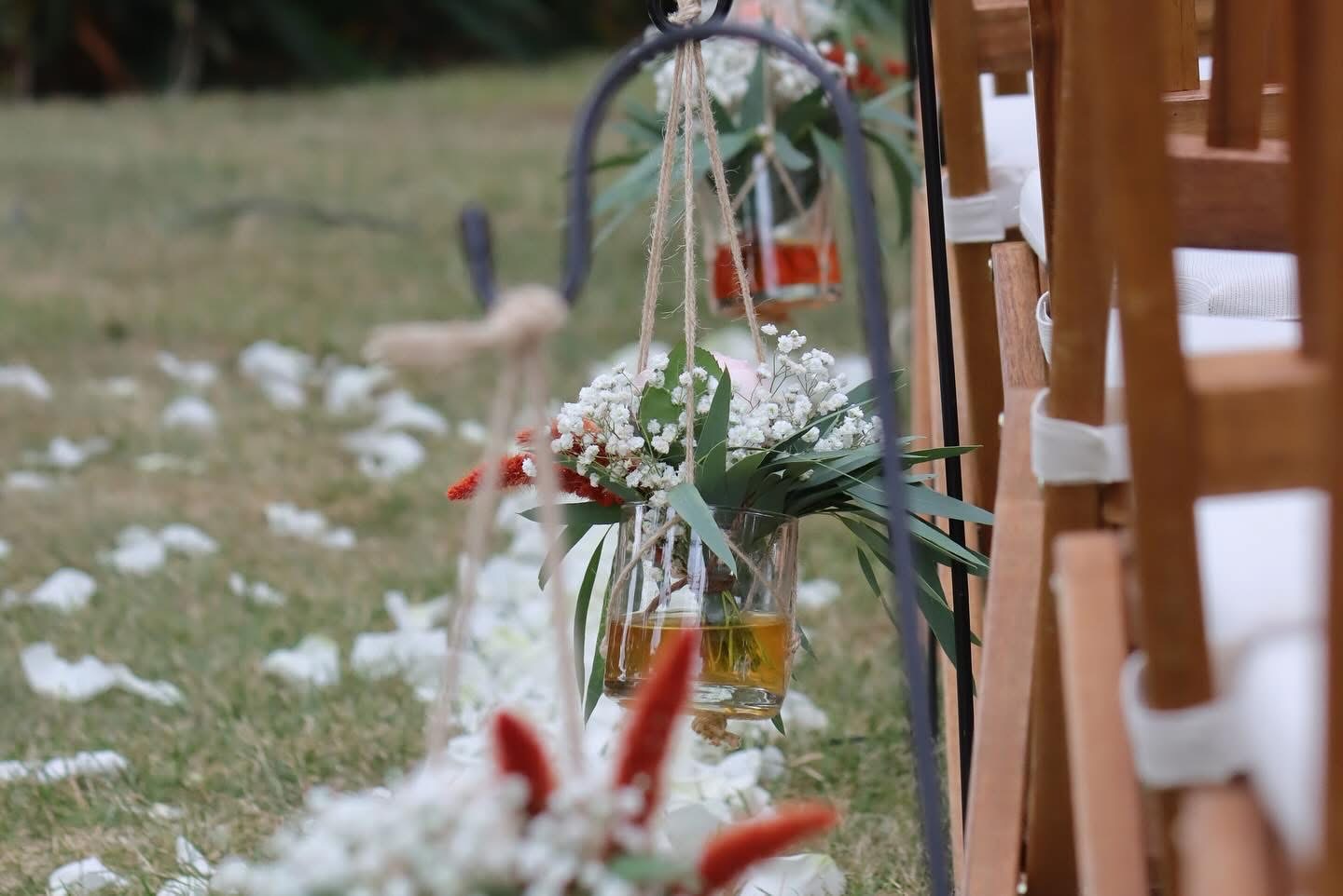 Décoration florale de mariage – gypsophile suspendue